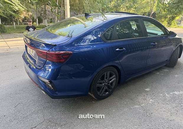 Kia Forte 2021 — լուսանկար 10