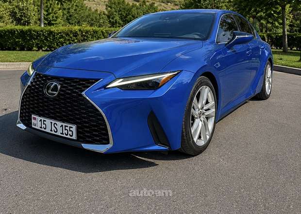 Lexus IS 300 2021 — լուսանկար 3