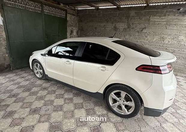 Chevrolet Volt 2013 — լուսանկար 2