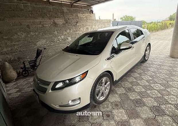 Chevrolet Volt 2013 — լուսանկար 3