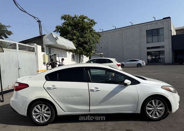 Kia Forte 2014 — фото 3