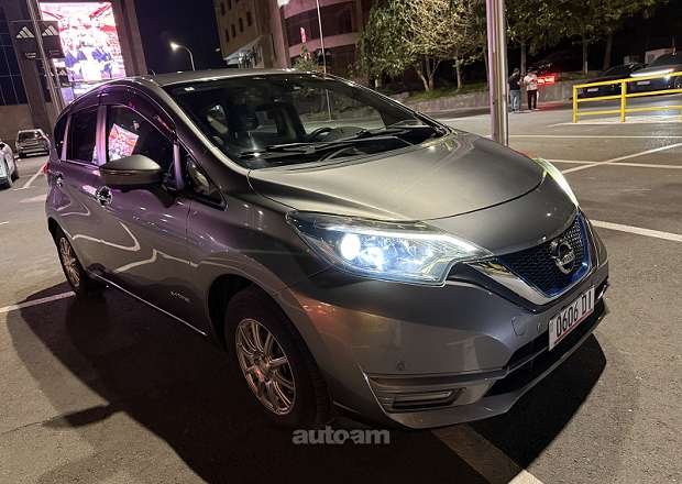 Nissan Note 2016 — լուսանկար 1