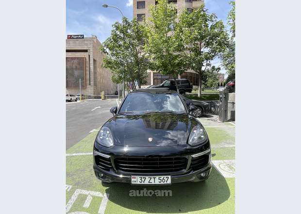 Porsche Cayenne