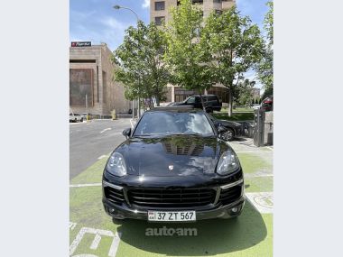 Porsche Cayenne  2017 