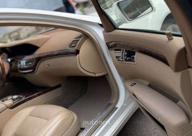 Mercedes-Benz S 550 2010 — լուսանկար 4