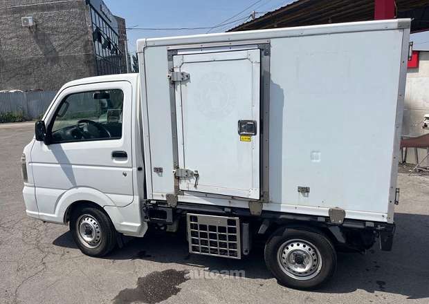 Suzuki Carry