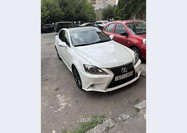 Lexus IS 250 2011 — լուսանկար 1