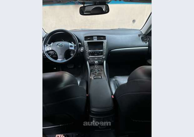 Lexus IS 250 2011 — լուսանկար 4