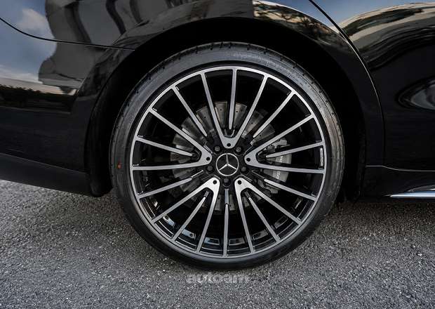 Mercedes-Benz S 500
