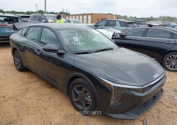 Kia K4