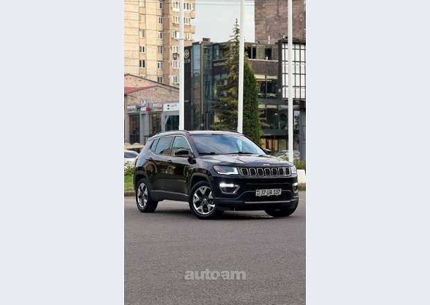 Jeep Compass 2018 — photo 1