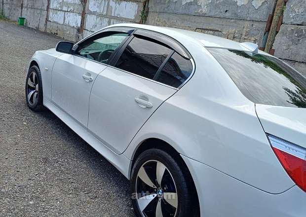 BMW 530 2008 — լուսանկար 5