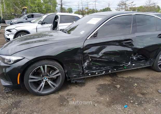 BMW 330