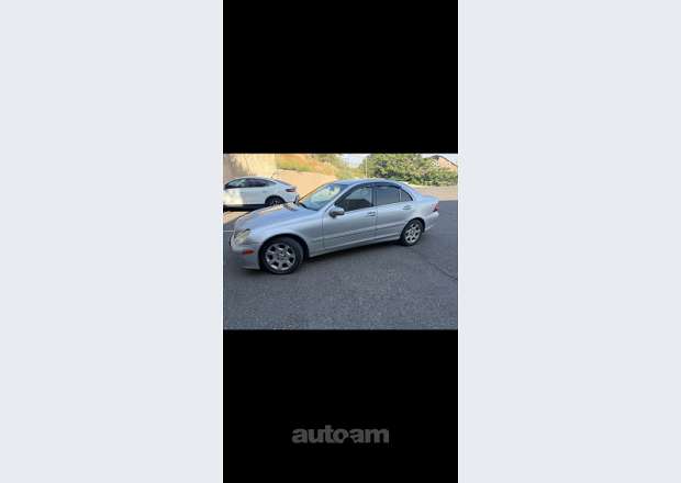 Mercedes-Benz C 320 2004 — photo 2