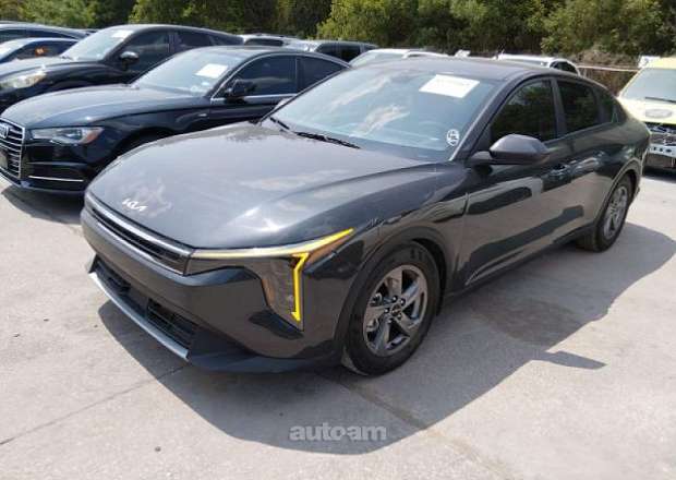 Kia K4