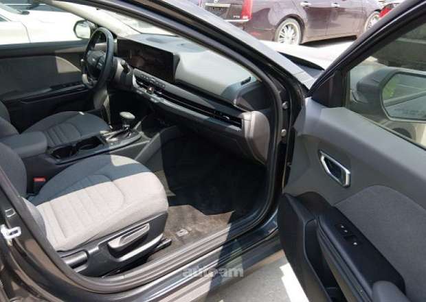 Kia K4