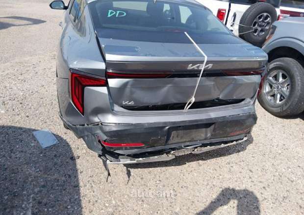 Kia K4