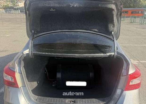 Nissan Sentra 2019 — լուսանկար 5