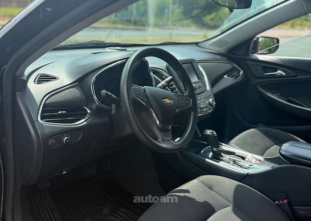 Chevrolet Malibu 2018 — լուսանկար 2