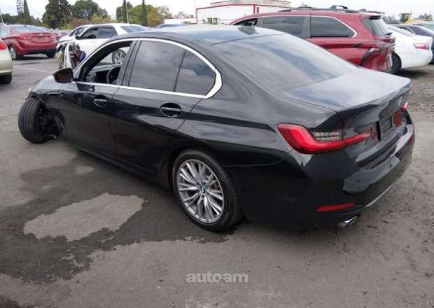 BMW 330