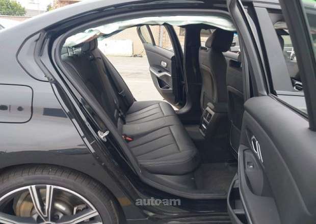 BMW 330