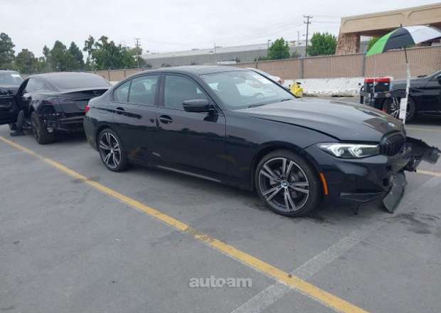BMW 330