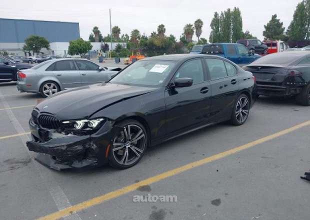 BMW 330