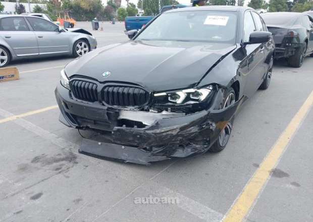 BMW 330