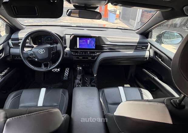 Toyota Camry 2025 — լուսանկար 6