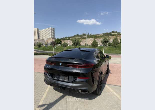 BMW X6