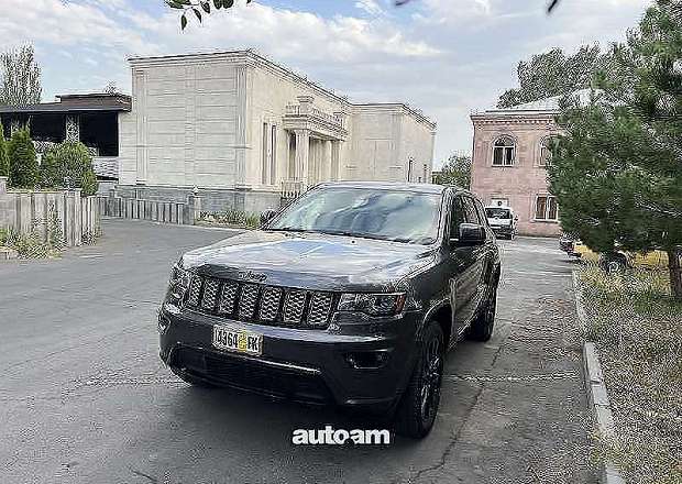 Jeep Grand Cherokee 2020 — լուսանկար 2