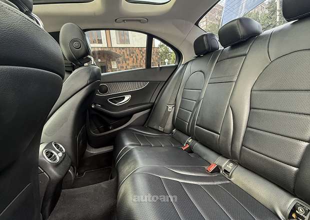 Mercedes-Benz C 300