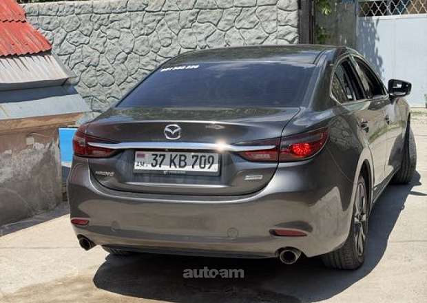 Mazda 6