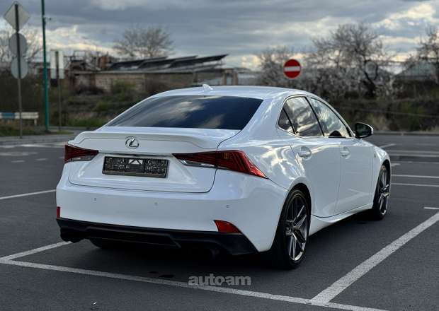 Lexus IS 300 F Sport 2020 — фото 5