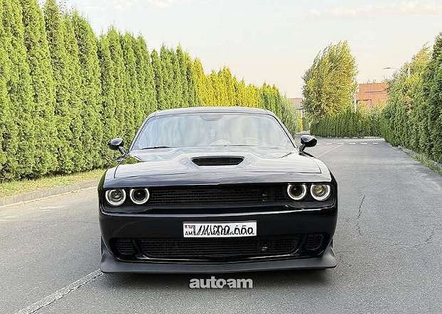 Dodge Challenger 2023 — լուսանկար 2