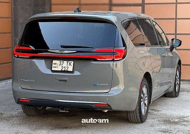 Chrysler Pacifica 2025 — լուսանկար 4