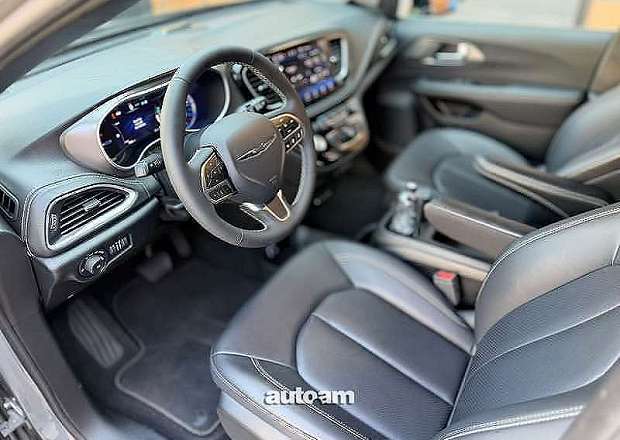 Chrysler Pacifica 2025 — լուսանկար 6