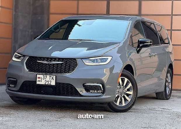 Chrysler Pacifica 2025 — լուսանկար 1
