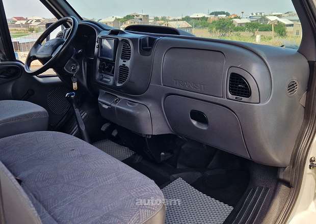 Ford Transit 2005 — photo 8