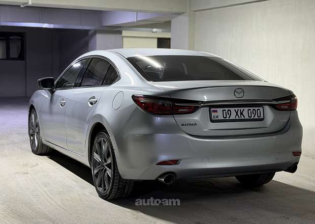 Mazda 6