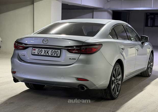 Mazda 6