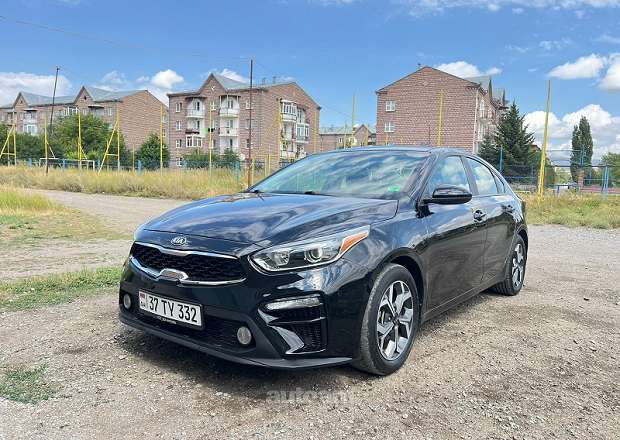 Kia Forte 2020 — фото 11