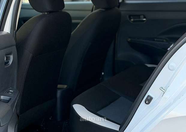 Nissan Versa 2020 — photo 4