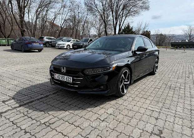 Honda Accord 2022 — фото 1