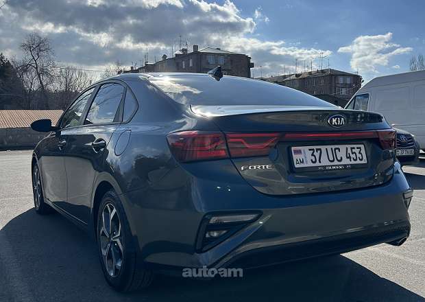 Kia Forte 2019 — լուսանկար 4