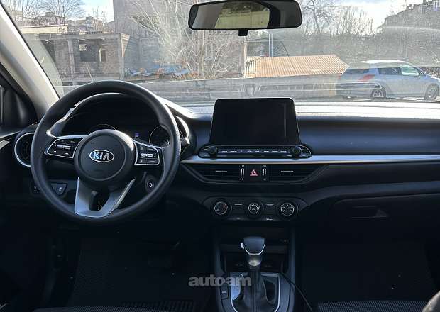 Kia Forte 2019 — լուսանկար 7