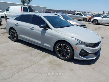Kia K5  2022 