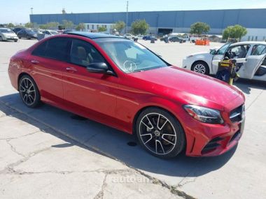 Mercedes-Benz C 300  2021 