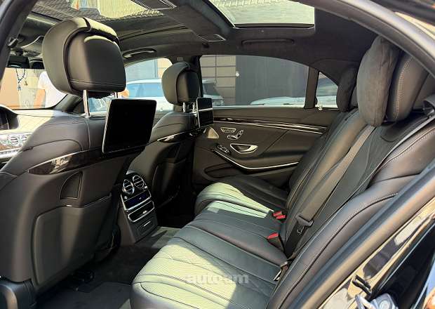 Mercedes-Benz S 560