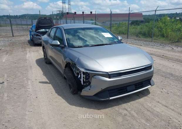 Kia K4